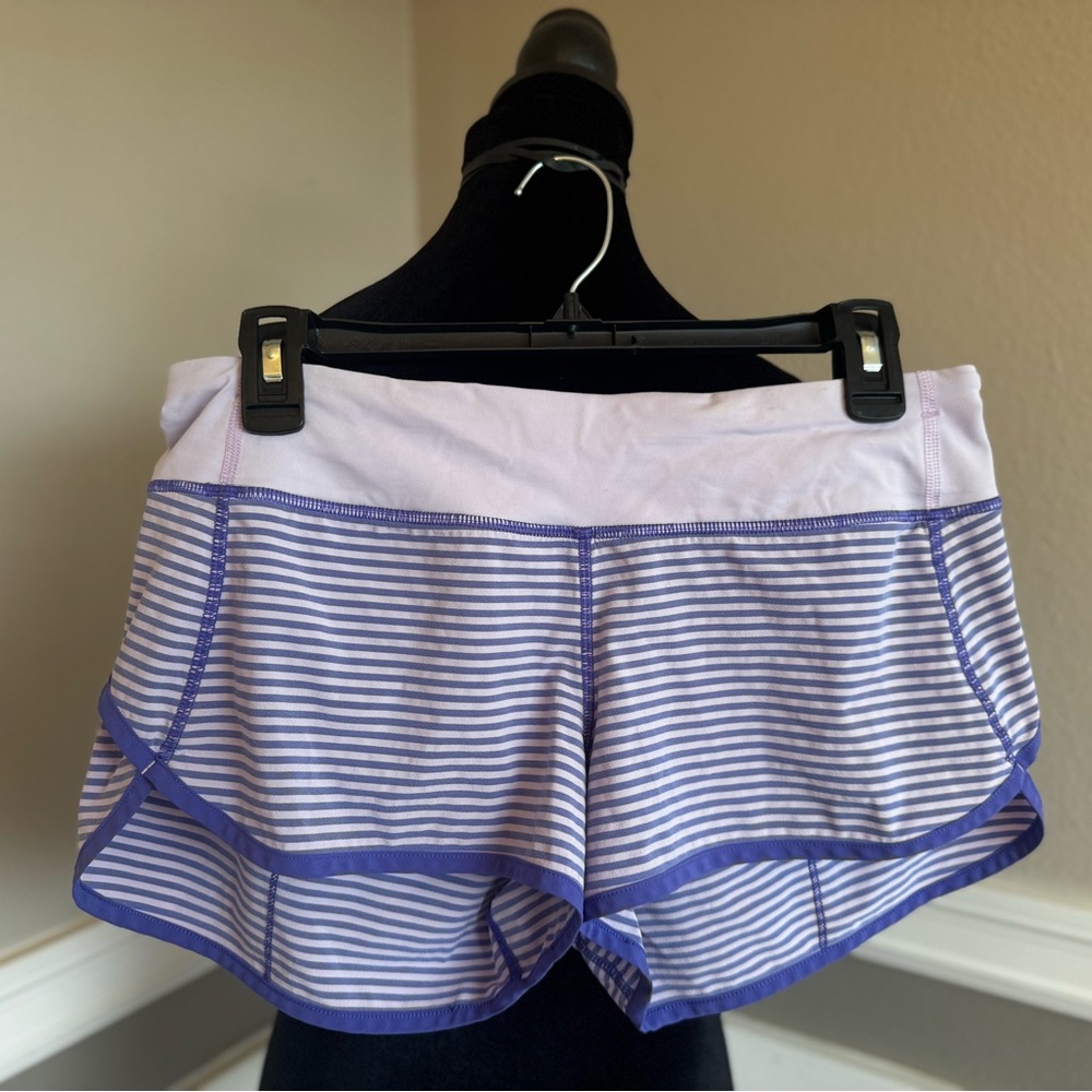 Lululemon (6) speed up Striped Purple Women's Shorts